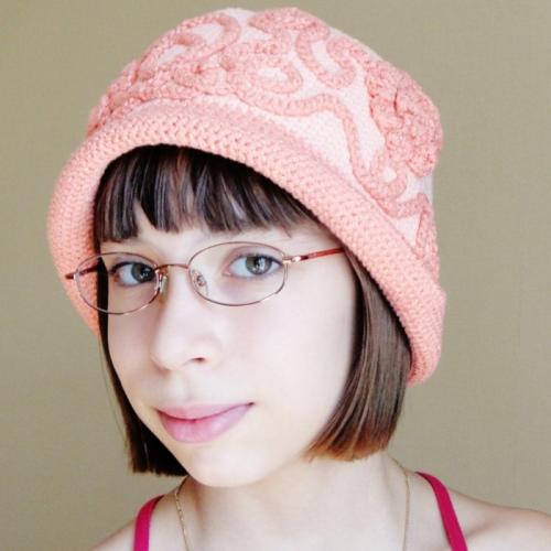 Вязаная шапка спицами для круглого лица. Модные модели 12 Вязаная шапка спицами для круглого лица. Модные модели 12