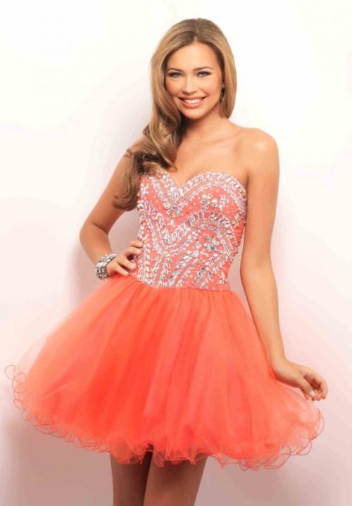 Бижутерия к коралловому платью. О том, какие украшения подойдут к коралловому платью, фото