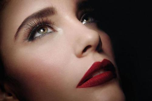 Как быстро отрастить густые брови и ресницы в домашних условиях. Как в домашних условиях отрастить густые брови и ресницы