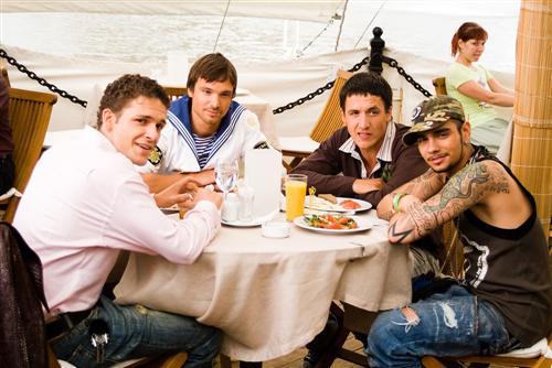 Звезды инстаграмма до пластики. 12 российских звезд Instagram до и после пластики! Не узнать! 22