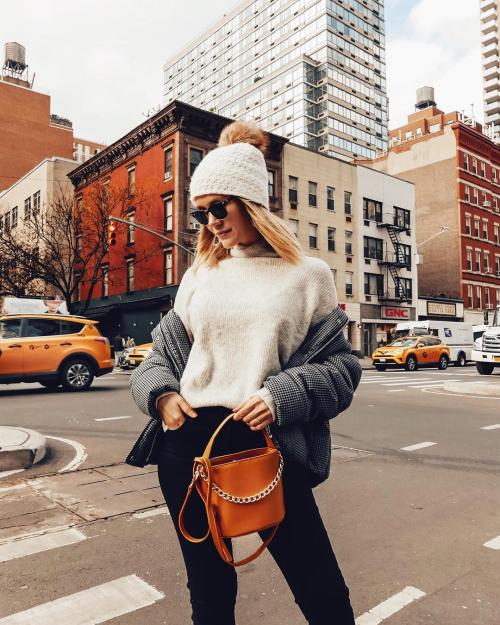 Цвет тофу в одежде. Как носить самый модный цвет зимы 2019 Tofu (Тофу), чтобы стать иконой стиля нового сезона