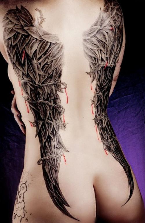 Тату на пояснице крылья. Татуировка крылья