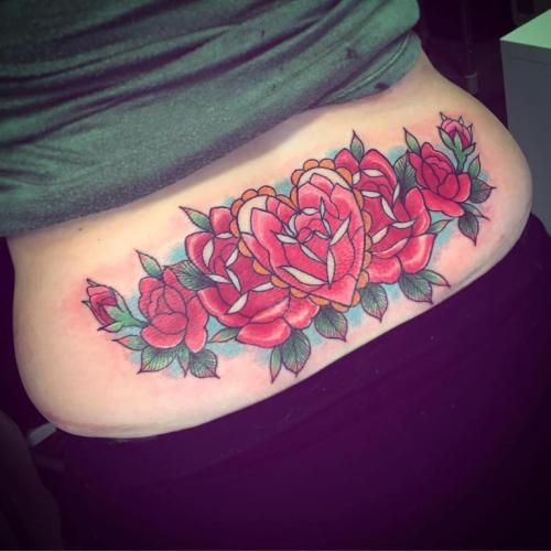 Тату на пояснице надпись. Тату на пояснице: значение