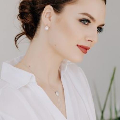 Как украсить воротник рубашки своими руками. Блузка с орнаментом из бисера 10