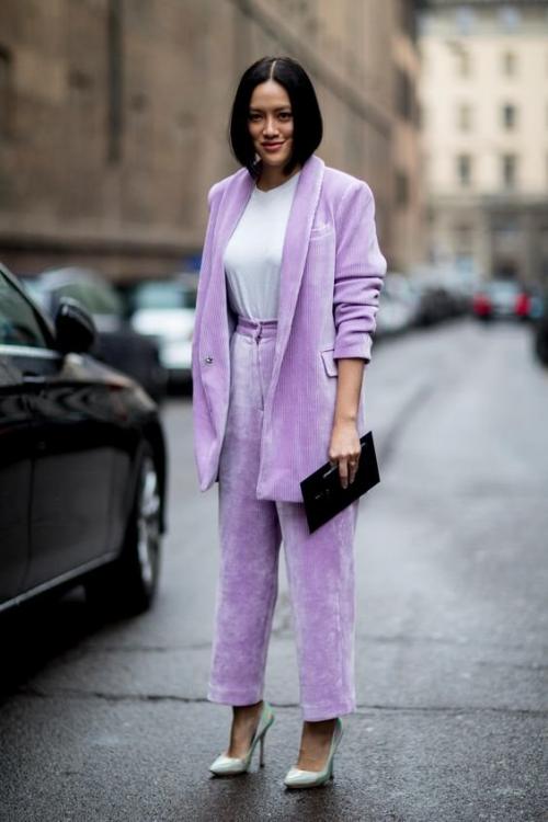 Лавандовый цвет в одежде кому идет. Модные цвета - лавандовый