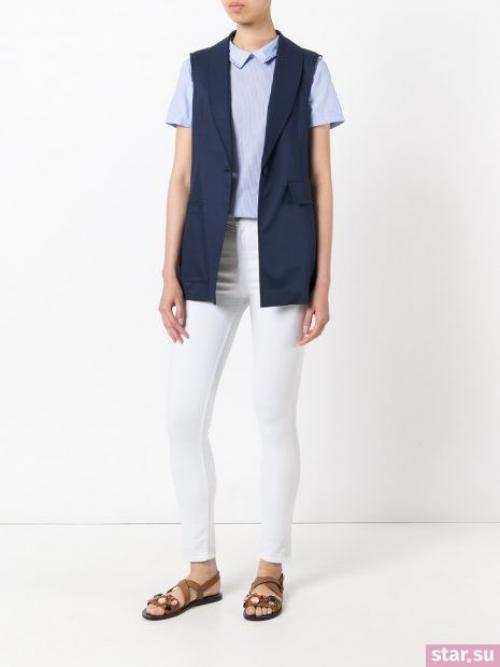 С чем носить трикотажную жилетку. С чем носить удлиненный жилет без рукавов летом