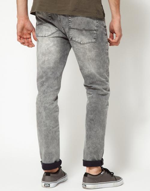 Джинсы с подворотом мужские. Как красиво подвернуть мужские джинсы. Модные модели сезона 2019