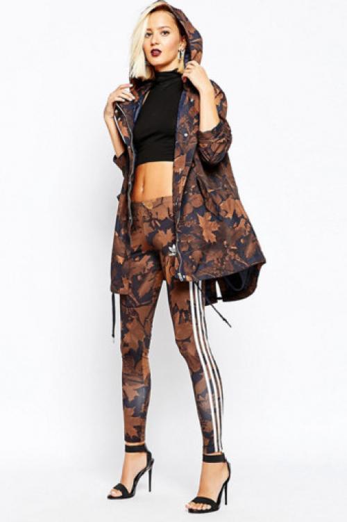 Синие леггинсы с чем носить. Какими бывают?