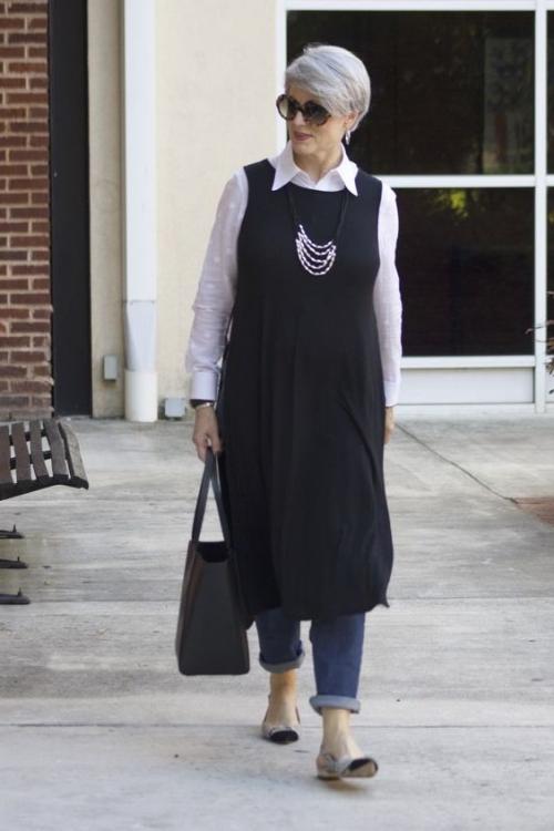 Базовый гардероб сорокалетней женщины. Гардероб, который делает женщину после 40-50 лет моложе