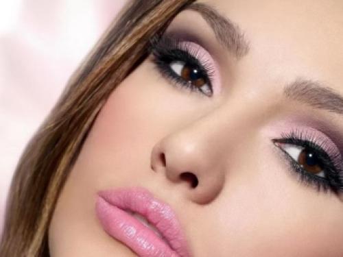 Макияж вечерний для глаз. Каким должен быть красивый вечерний макияж: особенности и пошаговые советы 18 Макияж вечерний для глаз. Каким должен быть красивый вечерний макияж: особенности и пошаговые советы 18