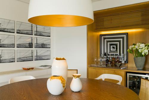 Желтый цвет кому идет. Цвет солнца и золота: как подобрать желтый цвет в одежде по цветотипу 05