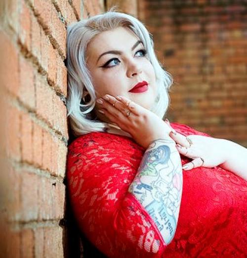 Цвета для полных женщин. Какие цвета в одежде подходят для полных женщин