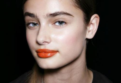 Модные ли подвороты в 2019. Вещи, которые не стоит носить в 2019/2020, чтобы не выглядеть старомодно