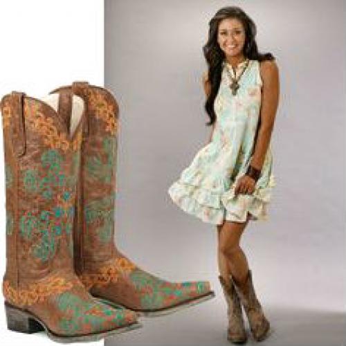 Открытые сапоги. Разновидности летних сапог.