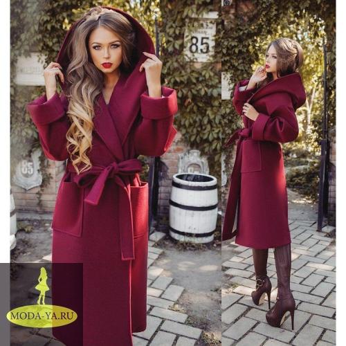Какой цвет сочетается с бордовым пальто. 12 образов с пальто в винном оттенке, от которых вы будете без ума