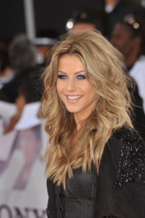 Из белого в русый без зелени краской эстель. Блондинка становится русой