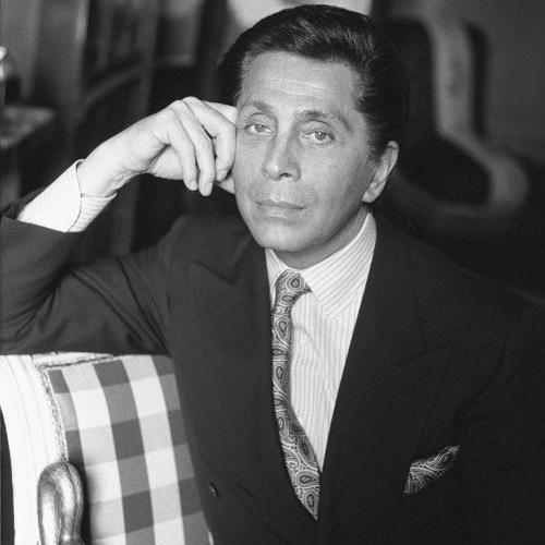 Одежда от известных кутюрье. Валентино Гаравани