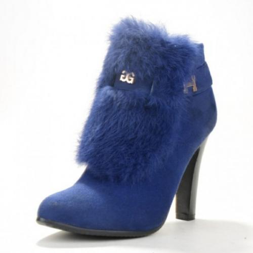 Ботинки с меховой опушкой. С чем носить сапоги с опушкой