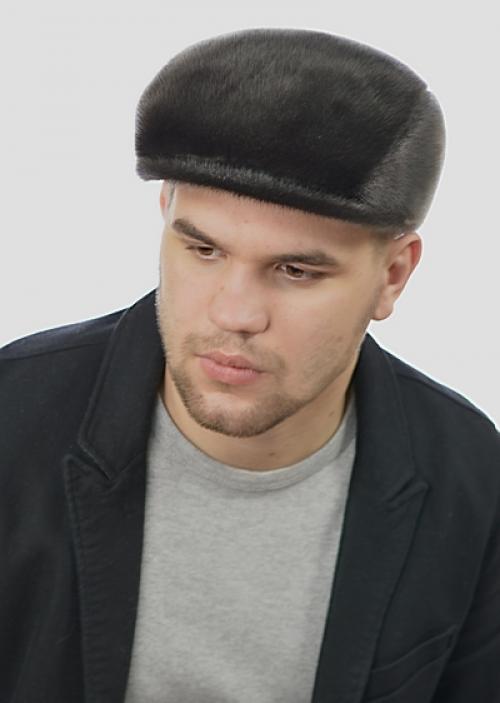 Как подобрать головной убор по форме лица мужчине. Какую зимнюю шапку подобрать мужчине с квадратной формой лица