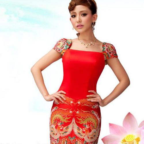 Бежевые туфли красное платье. Выбор обуви 11