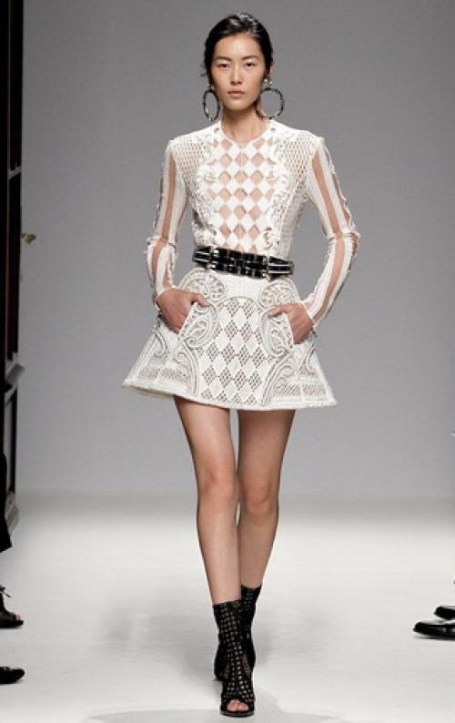 Кому подходит юбка миди. Длина юбки: 4 классических варианта и кому они подойдут 23 Кому подходит юбка миди. Длина юбки: 4 классических варианта и кому они подойдут 23