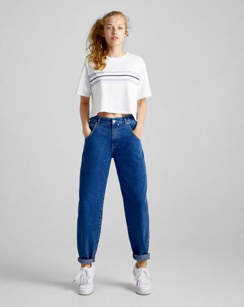 Джинсы бананы на полных. Тренд сезона - джинсы-бананы. С чем их носить?