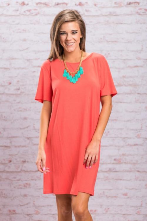 Коралловое платье. О том, какие украшения подойдут к коралловому платью, фото