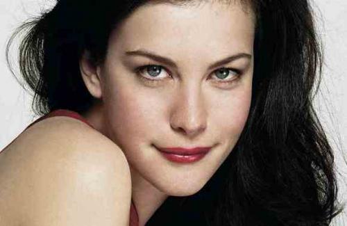 Стильный макияж для брюнеток. Универсальный макияж для брюнетки на каждый день