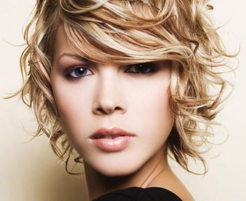 Короткие стрижки на кудрявые волосы для полных. Особенности стрижек для вьющихся волос