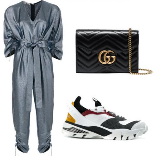 Кроссовки для женщин 40 лет. С чем носить кроссовки женщинам за 40, чтобы выглядеть круто