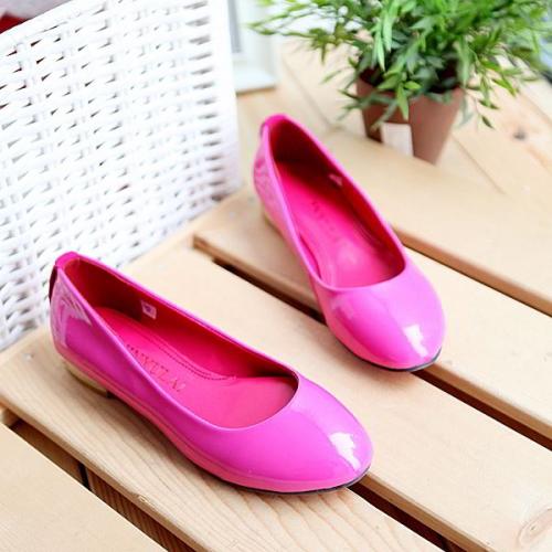 С чем носить балетки 2019. Модные лаковые балетки 2019 фото новинки цвета модели