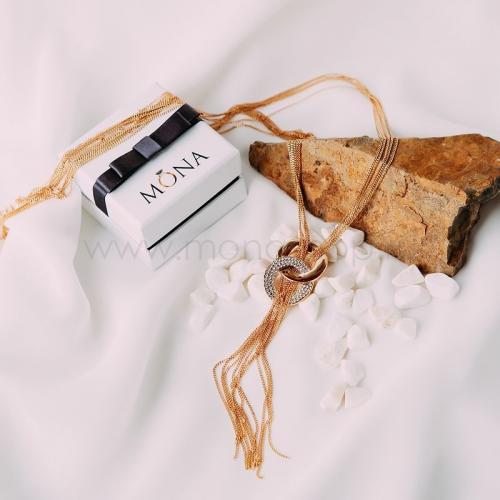 Серьги под бордовое платье. Какие украшения выбирать к бордовому платью и другим нарядам