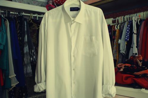 С чем носить белую рубашку: стильные идеи на любой случай