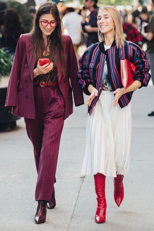 Ежевичный цвет в одежде. Цвет «ежевика» в одежде