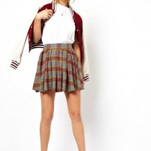 С чем носить длинную юбку в крупную клетку. Фасоны юбок в крупную и мелкую клетку