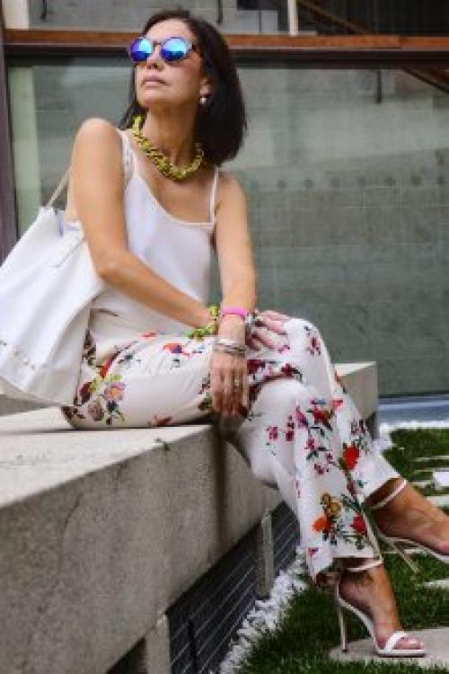 Элегантная одежда для женщин после 50 лет. Базовый гардероб для женщины 50 лет: элегантные фасоны летней и зимней одежды