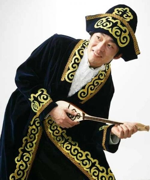 Современный казахский костюм. Особенности мужской казахской национальной одежды