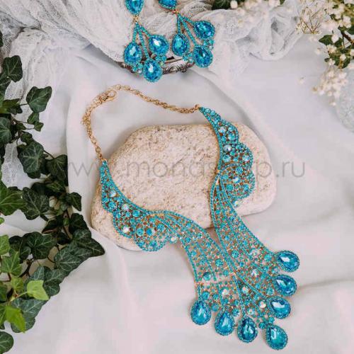 Украшения для рубашки. Какую бижутерию надеть с рубашкой