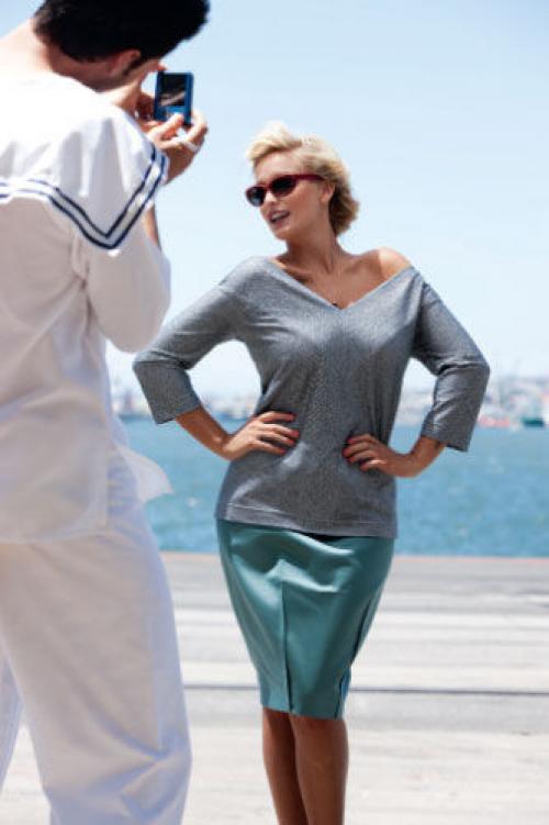 Блестящая юбка с чем носить. С чем носить блестящие вещи? 51