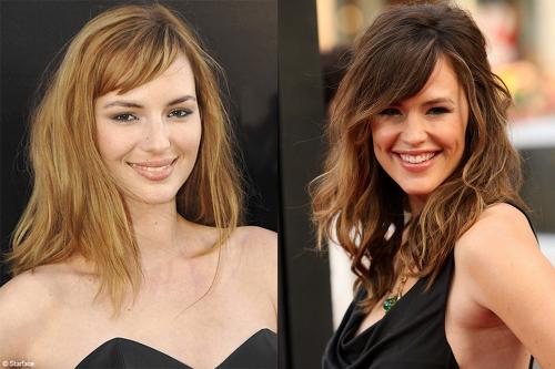 Как уложить длинную челку на бок. Несколько слов о моделях челки на бок