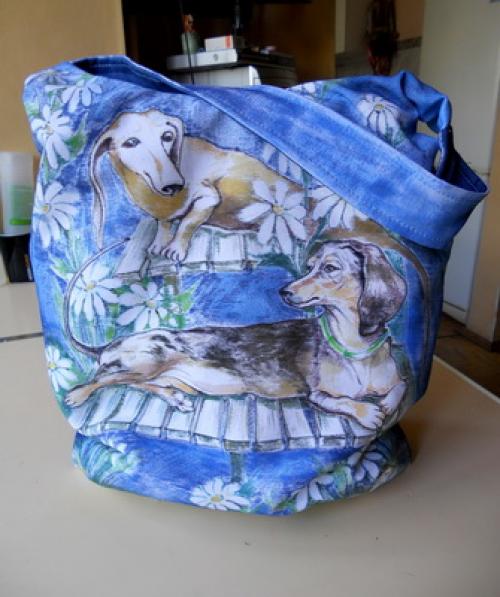 Как красиво украсить сумку своими руками. Декор старой кожаной сумки 07 Как красиво украсить сумку своими руками. Декор старой кожаной сумки 07