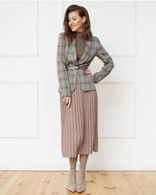 С чем носить зеленую плиссированную юбку. С чем носить юбку плиссе МИДИ? Подбираем обувь и верх