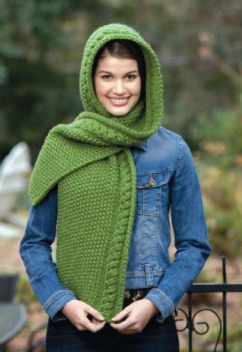 Шапки на круглое лицо вязаные женщинам в возрасте. Основные принципы выбора головных уборов после 50 лет 20