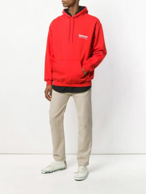 С чем носить красные конверсы мужчинам. Высокие кеды: обзор модных моделей