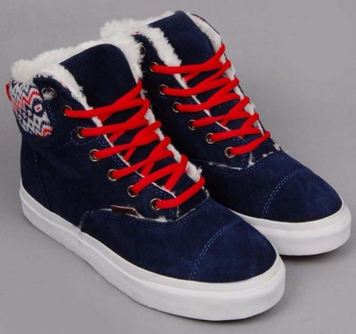 Украшение туфель своими руками. Как украсить своими руками свадебные туфли невесты? 29