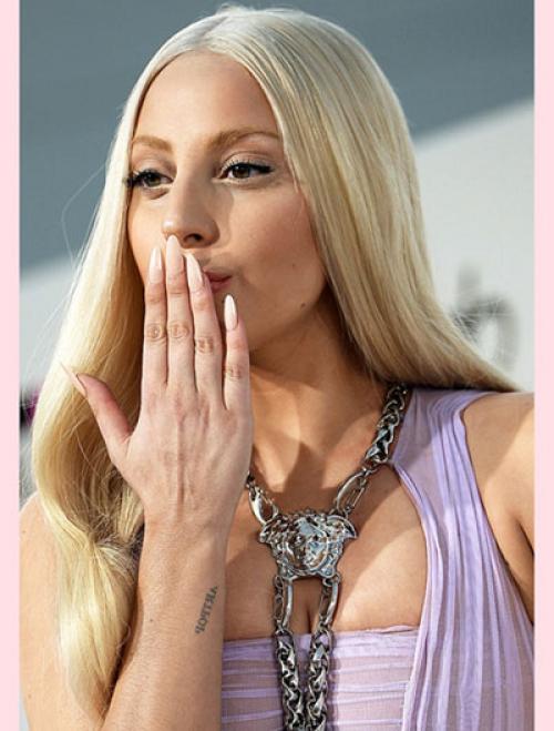 Цветотип зима с веснушками. Цветотип зима —, какой цвет волос подойдет лучше других?