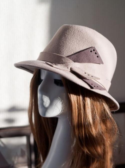 Как украсить шляпку своими руками. Как сделать стильную шляпу своими руками 35