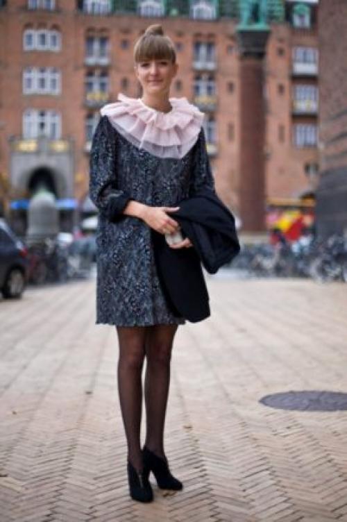 Как украсить воротник платья бусинами. Как украсить повседневное платье