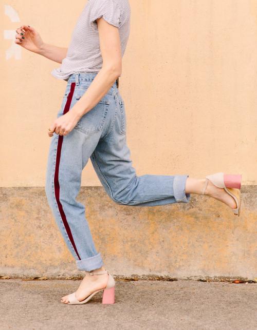 Как украсить джинсы лампасами. Как сделать модные джинсы с лампасами, не используя швейную машинку