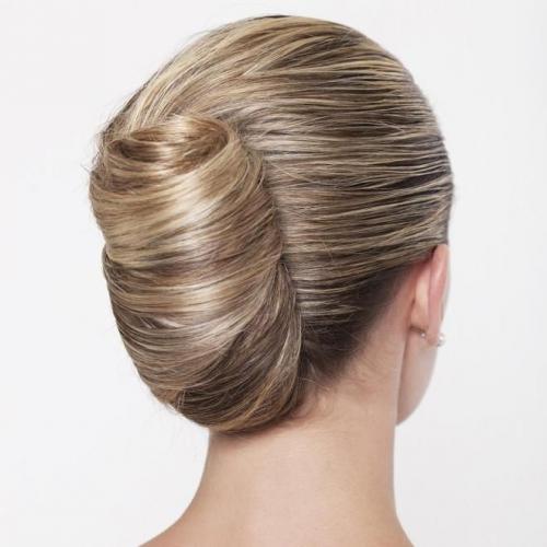 Технология выполнения прически ракушка